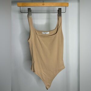 Aritzia Contour Squareneck Bodysuit
